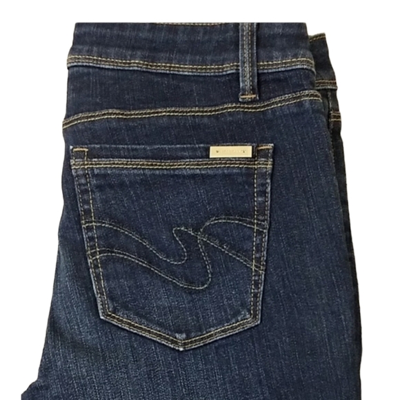 WHBM~Size 2~Blue Denim Boot Leg Jeans. - Picture 7 of 12